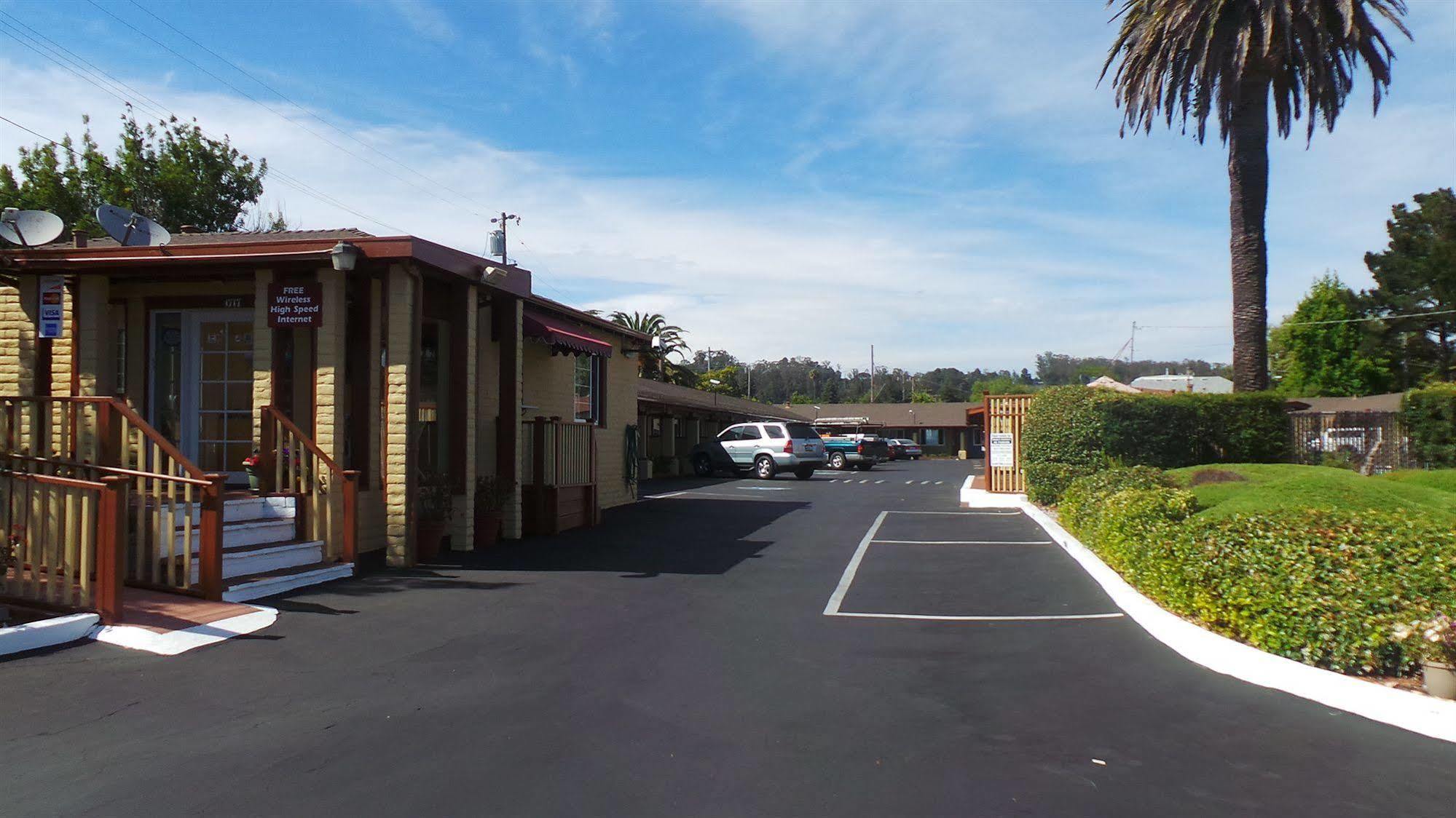 Hitching Post Studios Inn Santa Cruz Buitenkant foto
