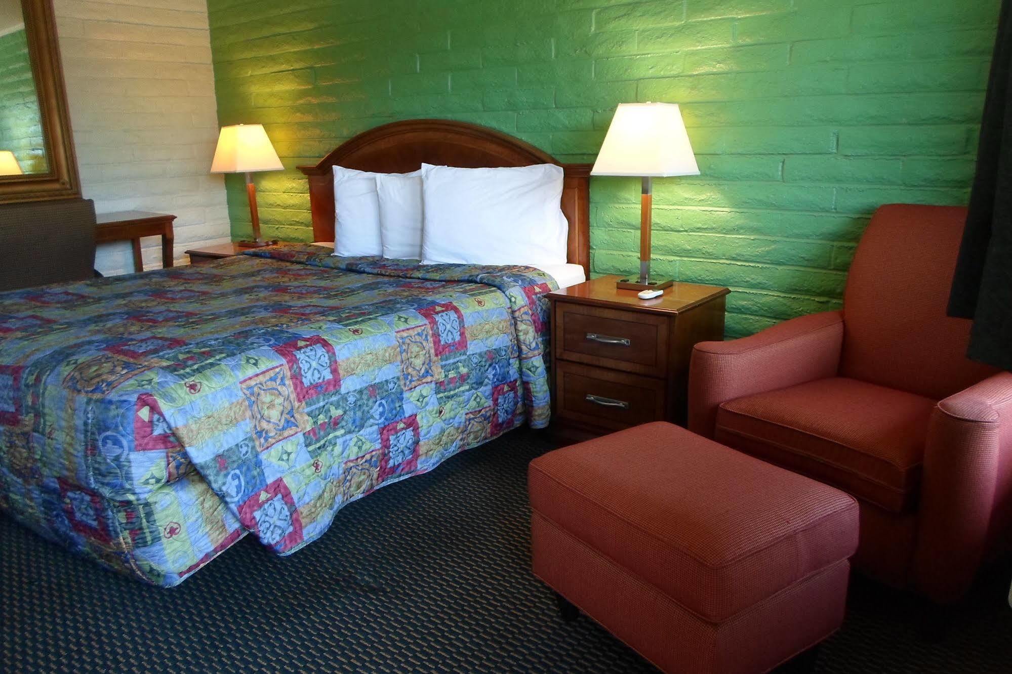 Hitching Post Studios Inn Santa Cruz Buitenkant foto
